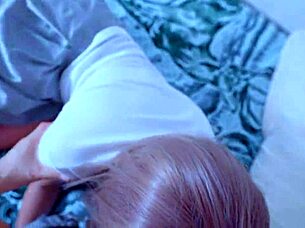 Linda princesa colegiala probando semen hoy no quiero ir a la escuela quiero que me detones