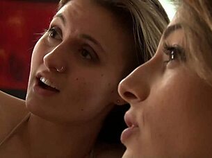 Oh wow, a blonde and a brunette start making out, then two other lesbians join for this hot foursome