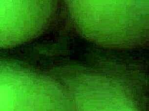 Soy una putica que me follo al hijo de mi padrastro, ¡qué rica verga tiene!