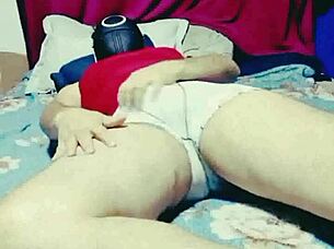 Bad Wolf28 craves wild public arousal on webcam