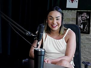 Swingers explore glamorous lingerie in bisexual compilation