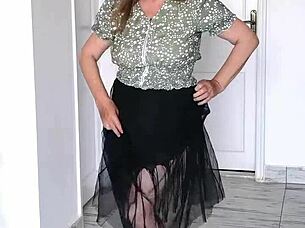 Cougar granny, dance and seduce me with those big natural tits in this compilation!