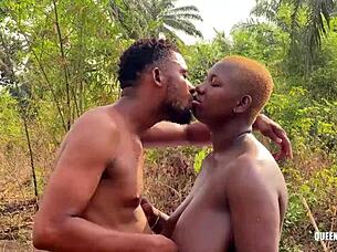 Real outdoor fun with wet pussy licking and bent over creampie fucking