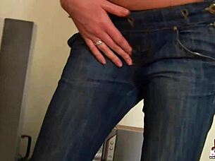 can i barely squeeze into these tight skinny jeans anymore