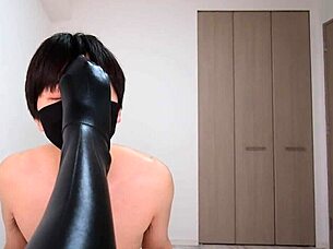 hey cute college girl, what's that steamy leather black socks foot smell like for fetish footjob?