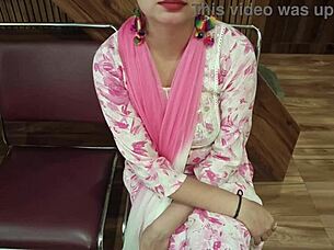 Office worker pursues promotion through intense encounter with boss in full narrative