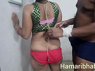 oh yeah, quick fuck that hot indian wife with the neighbor boy in viral mms