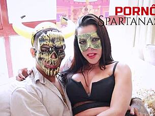 Thay esposa greluda do corno brabo gets juicy wet pussy riding in cowgirl with cumshot!