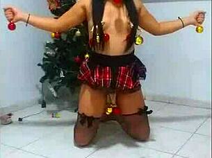 una esclava en navidad all bound and gaggin like a true bdsm whore