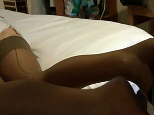 I feel so playful with bettie hayward in this pinup playtime free edition full of wanking and vibrator fun.