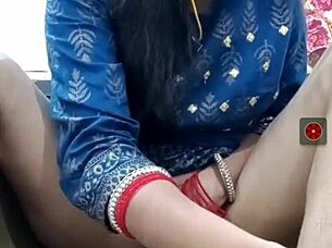 Indian girl shares a live video about sexy experiences