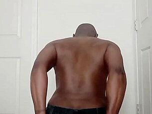 Practicing my spreading poses to humble and submit for all my dedicated followers