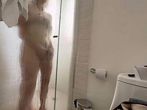 Two sexy Colombian lesbians get wet tribbing and fingering in that steamy shower session 💦👩‍❤️‍💋‍👩