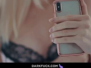 anny craves robs big black cock and wants it in her ass