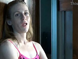 Explaining to Erica Bloomfield About Boyfriends Hating Creepy Feet Photographers