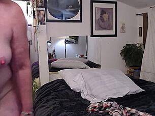 dawnskye1962 update 152 with tight jeans on curvy figure october 2025