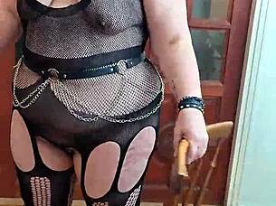 goth domina takes control in this casual narrative scene