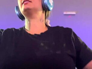 At the gym I got so hot I took off my shirt stayed in my bra oh man I felt so horny sweat dripping down my wet pussy