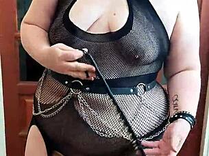 goth domina takes control in this casual narrative scene