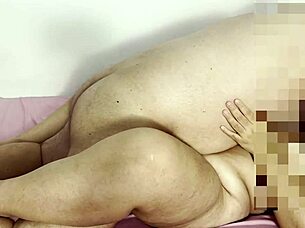 small penis guy gets lucky with this insatiable mature woman in orgasmic encounter