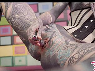 anal queen anuskatzz in corset uses metal toy before big dick fucks ass and squirts