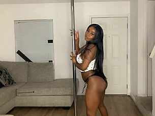 i'm obsessed with my ebony curves and big tits in this update