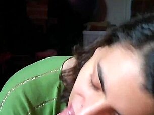 Want a Quickie Blowjob and Licking Cum from My Hands?