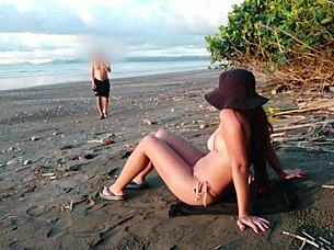 stranger fucks me on the beach in real homemade public sex