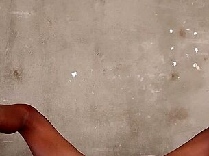 Oh fuck that african pussy until it creams everywhere!