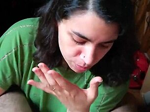 Want a Quickie Blowjob and Licking Cum from My Hands?