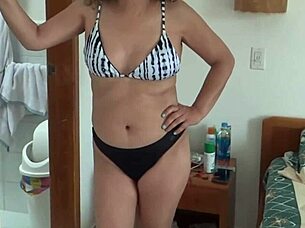 Curvy Mature Blonde Boldly Flashes Bikini Body On Beach Seeking Hot Guy