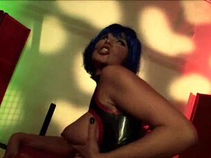 Depraved orgy with awesome blue haired babe and hot blondie big ass action 😈👠