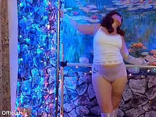 Hotwife Steffi Dances with Huge Dildo Teasing Big Pussy Lips in Homemade Solo