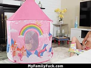 oh yeah, this tight pussy riding and muff diving with young babe turns into intense missionary fucking