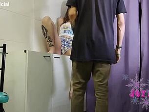 engravidando do amigo do marido com cock e cum in group cuckold action