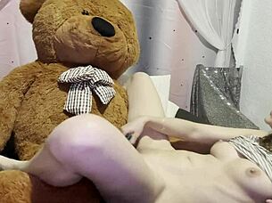 The casual tale of Rossmexicana enjoying solo time with toys