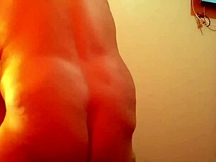 hombre maduro tiene sexo anal con jovencita y la llena de leche en humillante creampie final