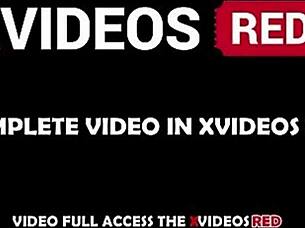 Melhor amiga da minha namorada came over for a blowjob in this full video from various countries