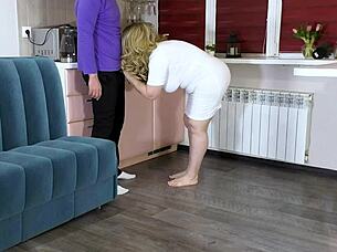 hey, i gave my old ass for anal sex and sucked that cock deep