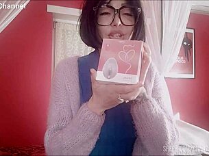 oh wow, chantal, you're squirting with that new sex toy!