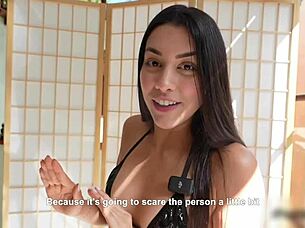 how to kiss with theory and practice tips