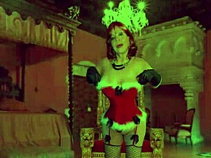 Oh, Granny Carmen, you're my top holiday treat with that creampie!