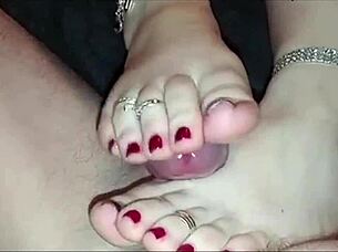 Newly married Indian wife delivers cumshot with intense blowjob and footjob on wedding night