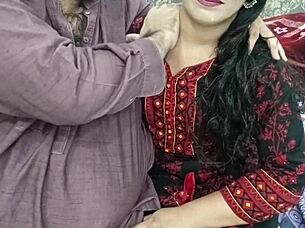 Why does this desi pakistani beautiful housewife get penetrated so deep?