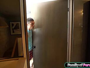 Damn! I Pound Stepmommy Hard with My Thick Cock in Her Tight Mouth!