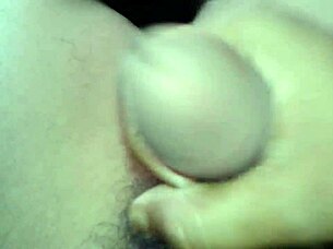 I feel so aroused masturbating for that big ass.