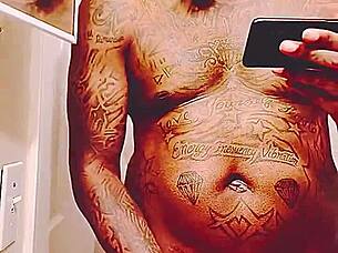 Open wide and catch this big black cock load for me! 😏🍆