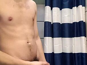 Whoa, check out Lil Skittle spinning that cock like a wild helicopter!