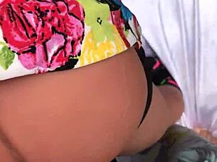 Delicious Massage with Happy Ending Sex Toy