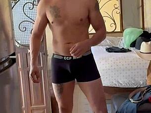 Subtle Hints Of Naked Muscular Young Mexican Bodybuilder In Homemade Amateurs Fetish